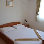 Pirovcanka Apartament Pirovac