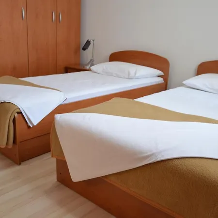 Apartment Pirovcanka