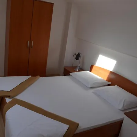 Apartment Pirovcanka Pirovac