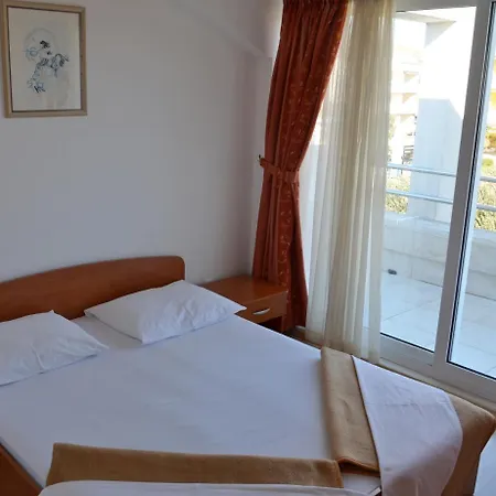 Pirovcanka Appartement Pirovac