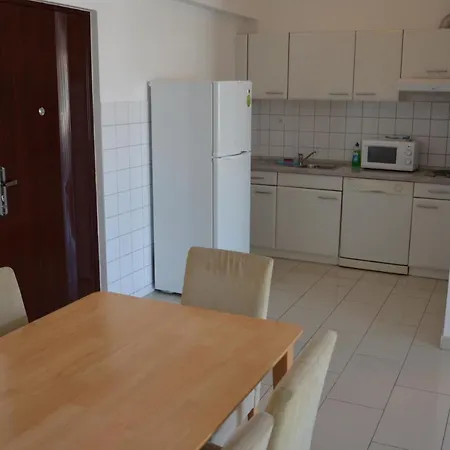 Apartment Pirovcanka