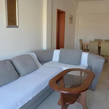 Appartement Pirovcanka